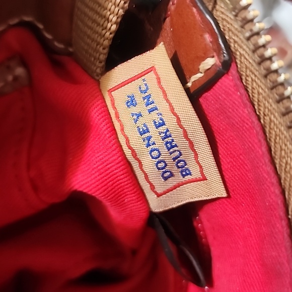 Dooney & Bourke Red Pebble Leather Crossbody Shoulder Bag Purse Zip - Picture 4 of 5